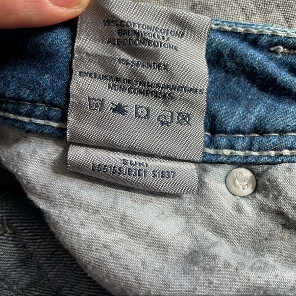 Silver Denim Jeans Embroidered Embellished White Thread Suki Bootcut Size 29x30 - Picture 14 of 14